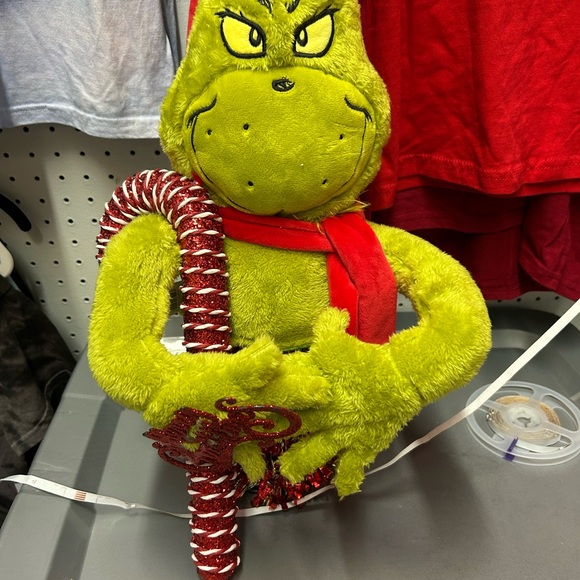 The Grinch Christmas Tree Topper Fits Up to 9 Foot Trees NEW - Picture 1 of 2